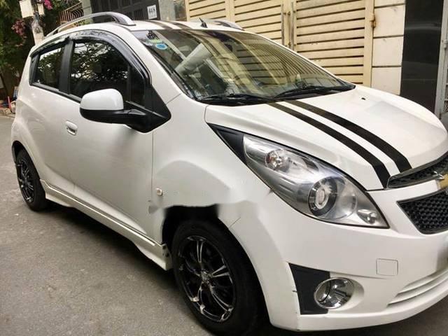 Bán xe cũ Chevrolet Spark LT 2013 màu trắng