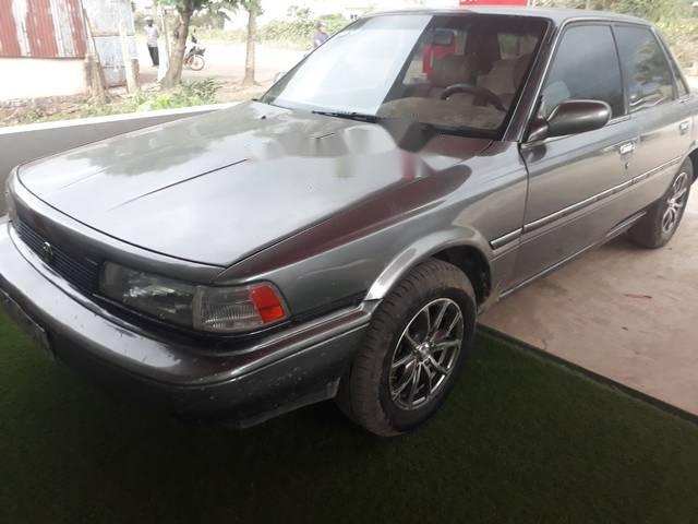 Bán Toyota Camry sản xuất năm 1989