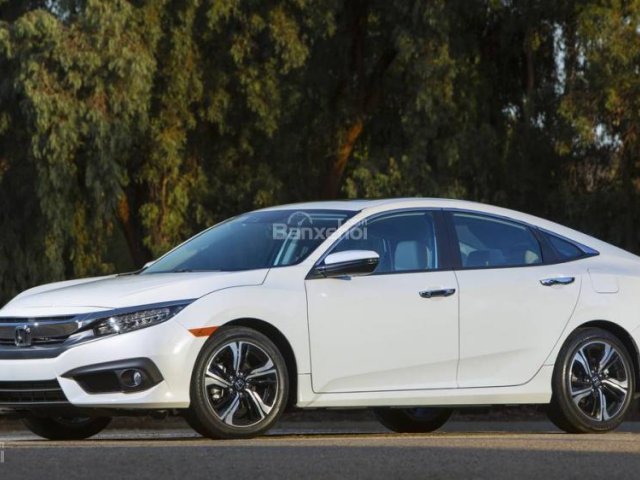 Bán Honda Civic 1.8E 2018 160tr có xế ngay, tặng kèm tiền mặt + phụ kiện xe