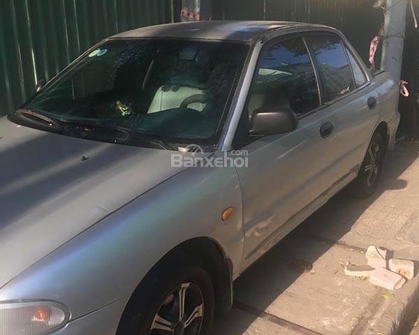 Bán xe Mitsubishi Lancer 1.6 năm 1995, màu bạc, xe nhập số sàn