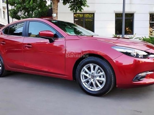 Bán xe Mazda 3 1.5 AT sản xuất 2018, màu đỏ, giá chỉ 698 triệu