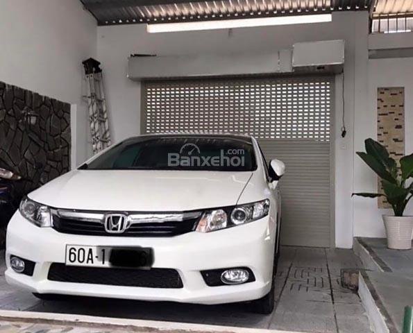 Bán Honda Civic 1.8 AT đời 2014, màu trắng  