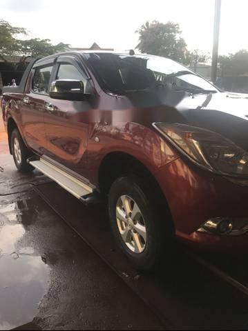 Cần bán Mazda BT 50 đời 2015, màu đỏ số sàn 