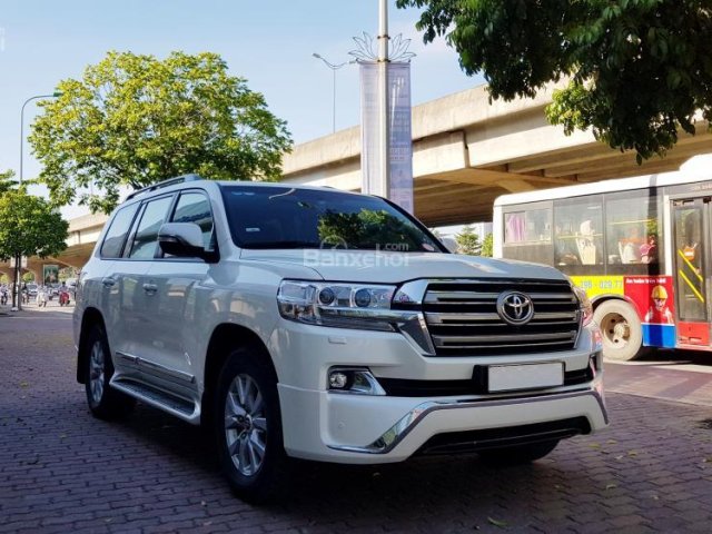 Bán Toyota Land Cruiser GX-R bản 4.5L máy dầu sản xuất 2016, đăng ký 2017 tên công ty