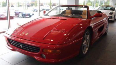 Cần bán lại xe Ferrari F 355 sản xuất 1998, màu đỏ nhập khẩu