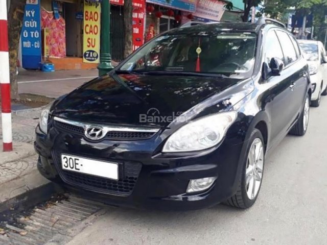 Bán Hyundai i30 CW 1.6 AT 2010, màu đen, nhập khẩu nguyên chiếc chính chủ