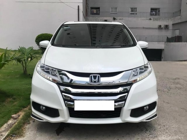 Cần bán xe Honda Odyssey 2.4 AT 2016, màu trắng, nhập khẩu