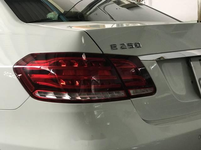 Bán Mercedes E250 sản xuất 2014, màu trắng, giá tốt