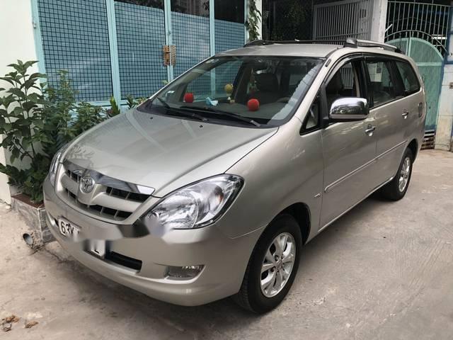 Bán Toyota Innova 2007, màu bạc, giá 345tr