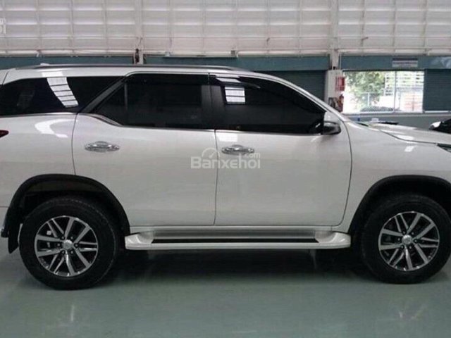 Bán Toyota Fortuner 2.4 MT SX 2018, xe nhập chỉ từ 250 triệu tại Toyota Pháp Vân. Liên hệ: 0942 113226