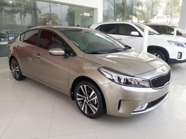 Cần bán xe Kia Cerato đời 2018, giá chỉ 498tr. Liên hệ: 0917096288