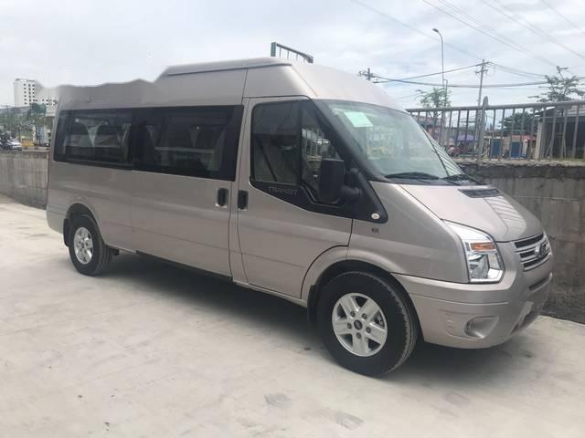 Bán Ford Transit 2018, màu bạc giá rẻ