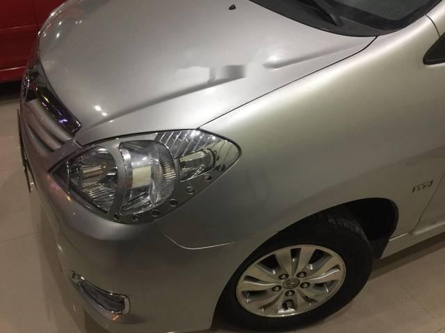 Bán ô tô Toyota Innova sản xuất 2009, màu bạc 