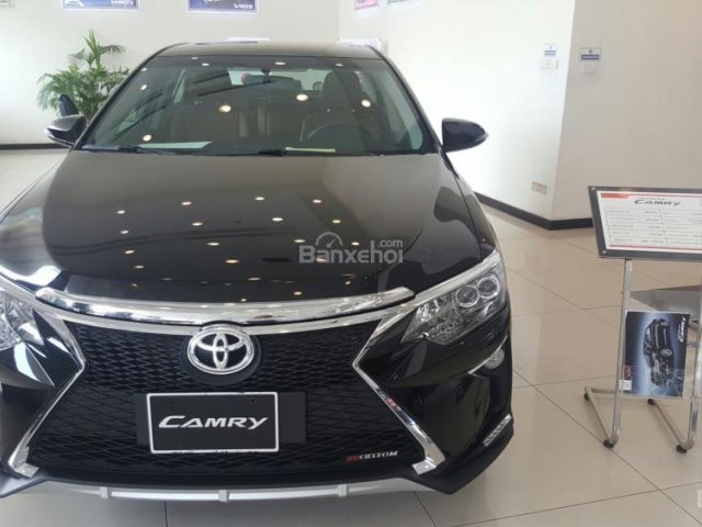 Bán Toyota Camry 2.0E khuyến mại hấp dẫn, giao xe sớm, hỗ trợ ngân hàng tới 90%
