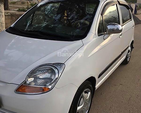 Bán Chevrolet Spark LT 0.8 MT đời 2010, màu trắng như mới