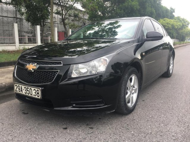 Bán Chevrolet Cruze đời 2010 màu đen, xe 1 chủ từ đầu, đi giữ gìn, không lỗi