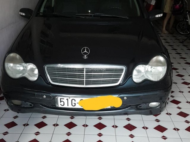 Cần bán Mercedes năm 2003, nhập khẩu