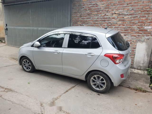 Bán xe Hyundai Grand i10 đời 2014, màu bạc, nhập khẩu nguyên chiếc