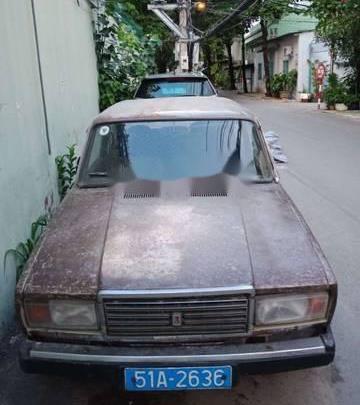 Bán xe cổ Lada 2107 sản xuất năm 1990, màu nâu