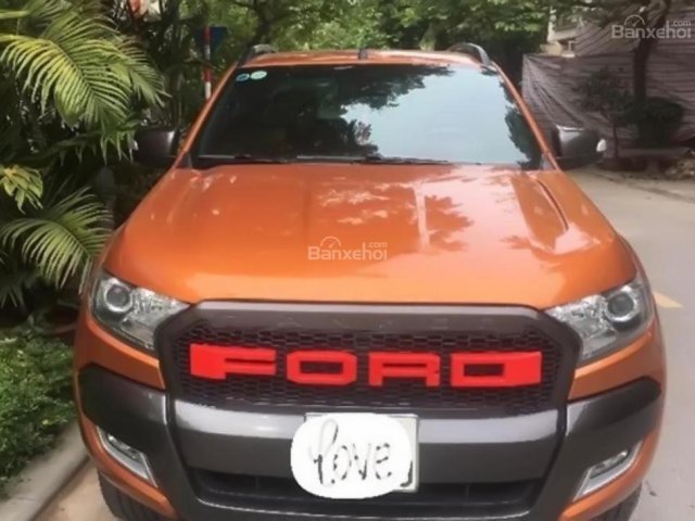 Cần bán gấp Ford Ranger Wildtrak 2.2L 4x2 AT đời 2017, màu vàng, nhập khẩu như mới, giá 785tr