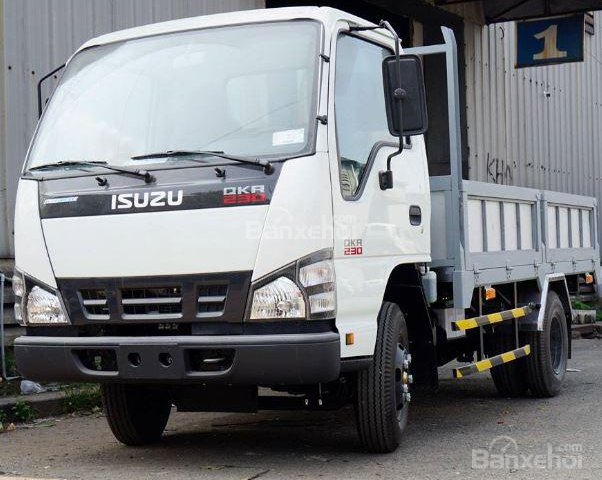 Bán xe tải Isuzu 1T4 nhập khẩu chính hãng - trả góp tại TPHCm