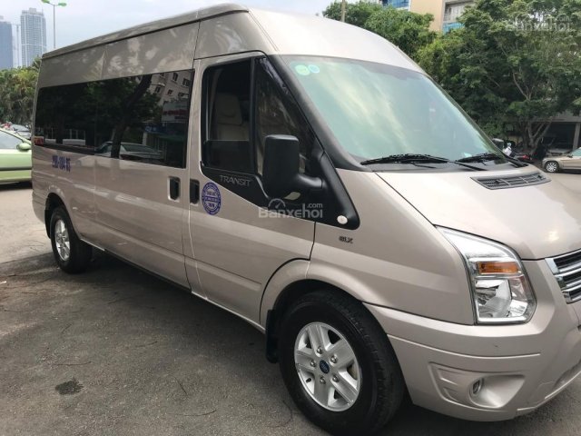 Bán xe Ford Transit bản đủ Luxury sx 2017 tên tư nhân chính chủ, chạy chuẩn hơn 2 vạn km sơn zin cả xe