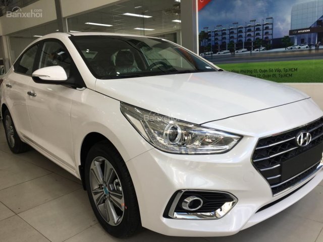 Bán Hyundai Accent 1.4 AT đặc biệt, màu trắng giao ngay chỉ 120 triệu