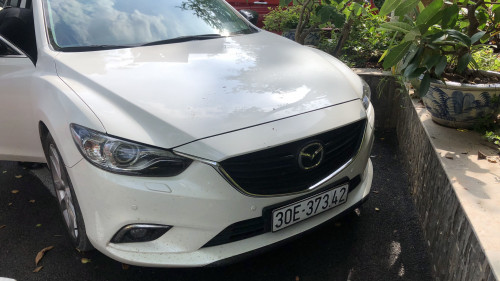 Bán xe Mazda 6 2.5 AT đời 2016, màu trắng