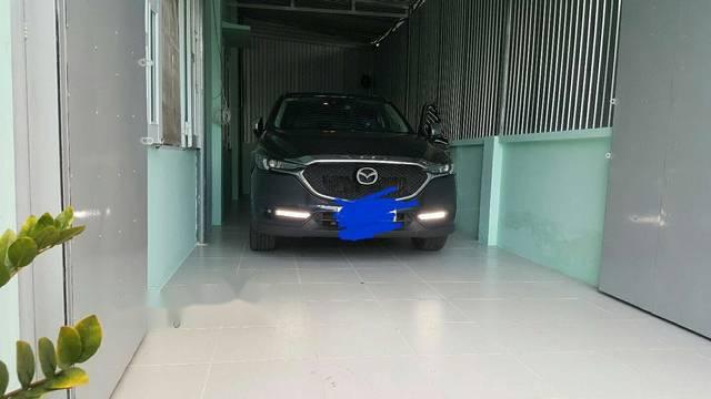Cần bán Mazda CX 5 sản xuất 2018, màu đen, giá tốt