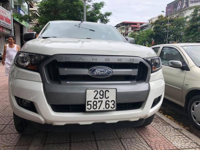 Bán Ford Ranger AT 2.2 XLS năm sản xuất 2017, màu trắng, xe nhập, 645 triệu