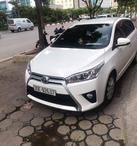 Cần bán Toyota Yaris G năm sản xuất 2017, màu trắng, xe nhập