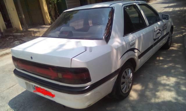 Bán ô tô Mazda 323 1996, màu trắng