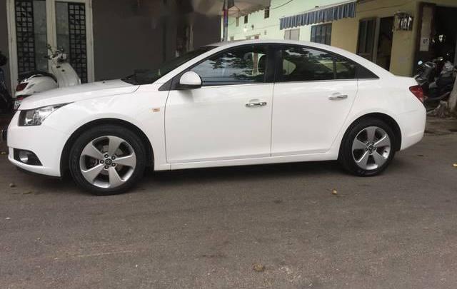 Bán Daewoo Lacetti đời 2010, màu trắng 