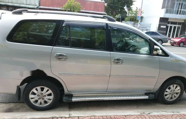 Bán Toyota Innova 2.0V sản xuất năm 2010, màu bạc