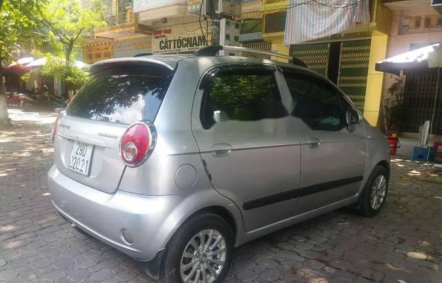 Bán Chevrolet Spark đời 2012, màu bạc