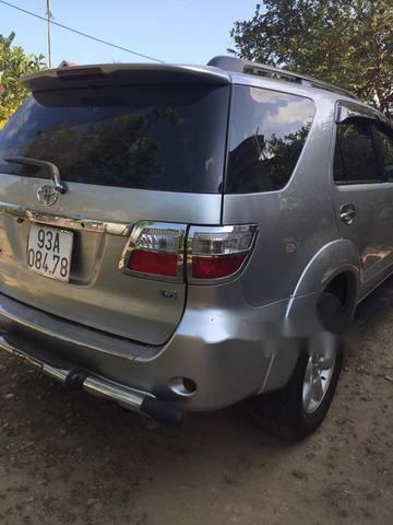 Chính chủ bán Toyota Fortuner sản xuất năm 2010, màu xám