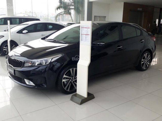 Bán Kia Cerato 2018, chỉ cần trả trước 160 triệu rước ngay xe về, liên hệ 0917096288