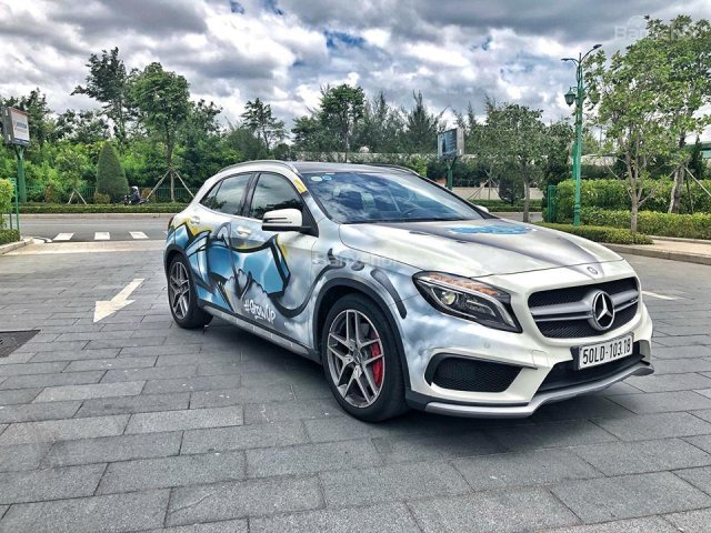 Bán xe Mercedes GLA45 2018, trả trước 700 triệu nhận xe với gói vay ưu đãi