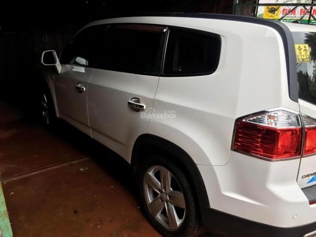 Cần bán xe Chevrolet Orlando LTZ 1.8 AT đời 2012, màu trắng như mới 