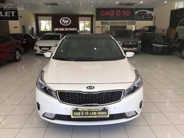 Bán xe Kia Cerato 2.0 AT năm sản xuất 2018, màu trắng