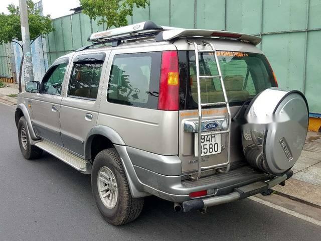 Bán ô tô Ford Everest đời 2005, màu bạc, 235 triệu