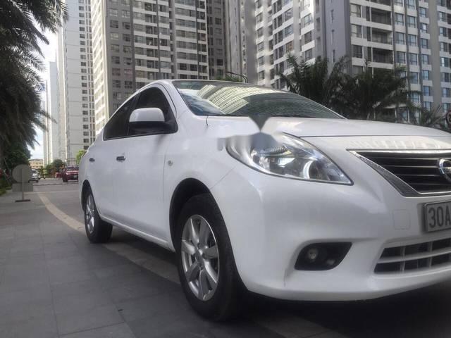 Cần bán gấp Nissan Sunny XV 1.5 AT đời 2015, màu trắng ít sử dụng