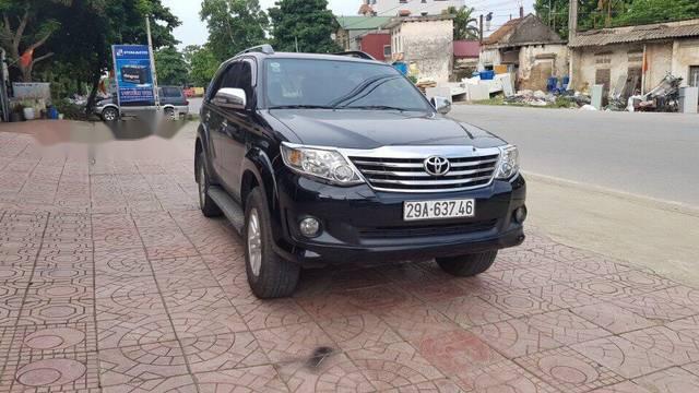 Bán xe Toyota Fortuner 2012, màu đen xe gia đình giá cạnh tranh