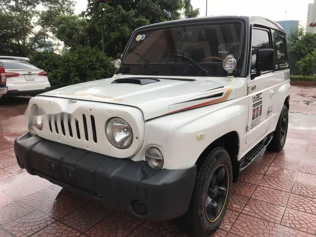 Bán xe Kia Jeep đời 2004, màu trắng, nhập khẩu, giá tốt