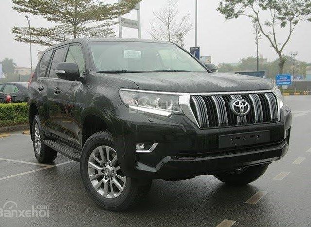 Bán Toyota Prado 2.7VX sản xuất 2018, màu đen, nhập khẩu nguyên chiếc