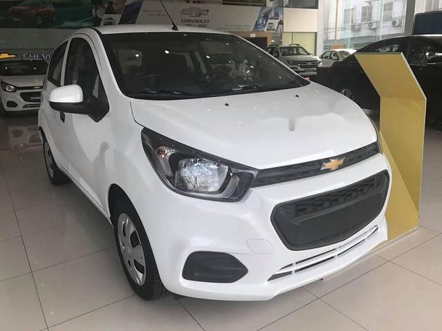 Bán Chevrolet Spark van 2018, màu trắng, giá tốt