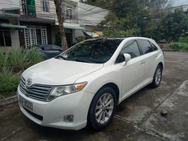 Bán xe Toyota Venza đăng ký 2009, màu trắng