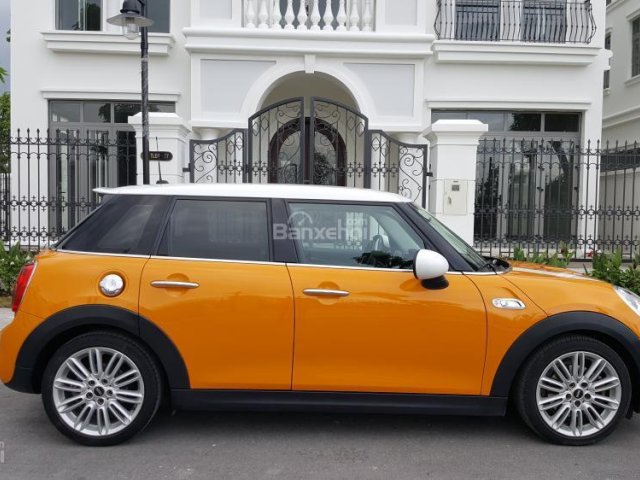 Bán xe Mini Cooper S đời 2015, màu vàng, nhập khẩu nguyên chiếc