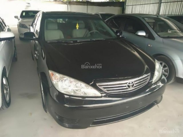 Bán Toyota Camry 2.4LE năm sản xuất 2005, màu đen, nhập khẩu  