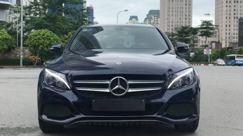 Cần bán Mercedes I4 AT đời 2017, màu xanh lam, nhập khẩu  